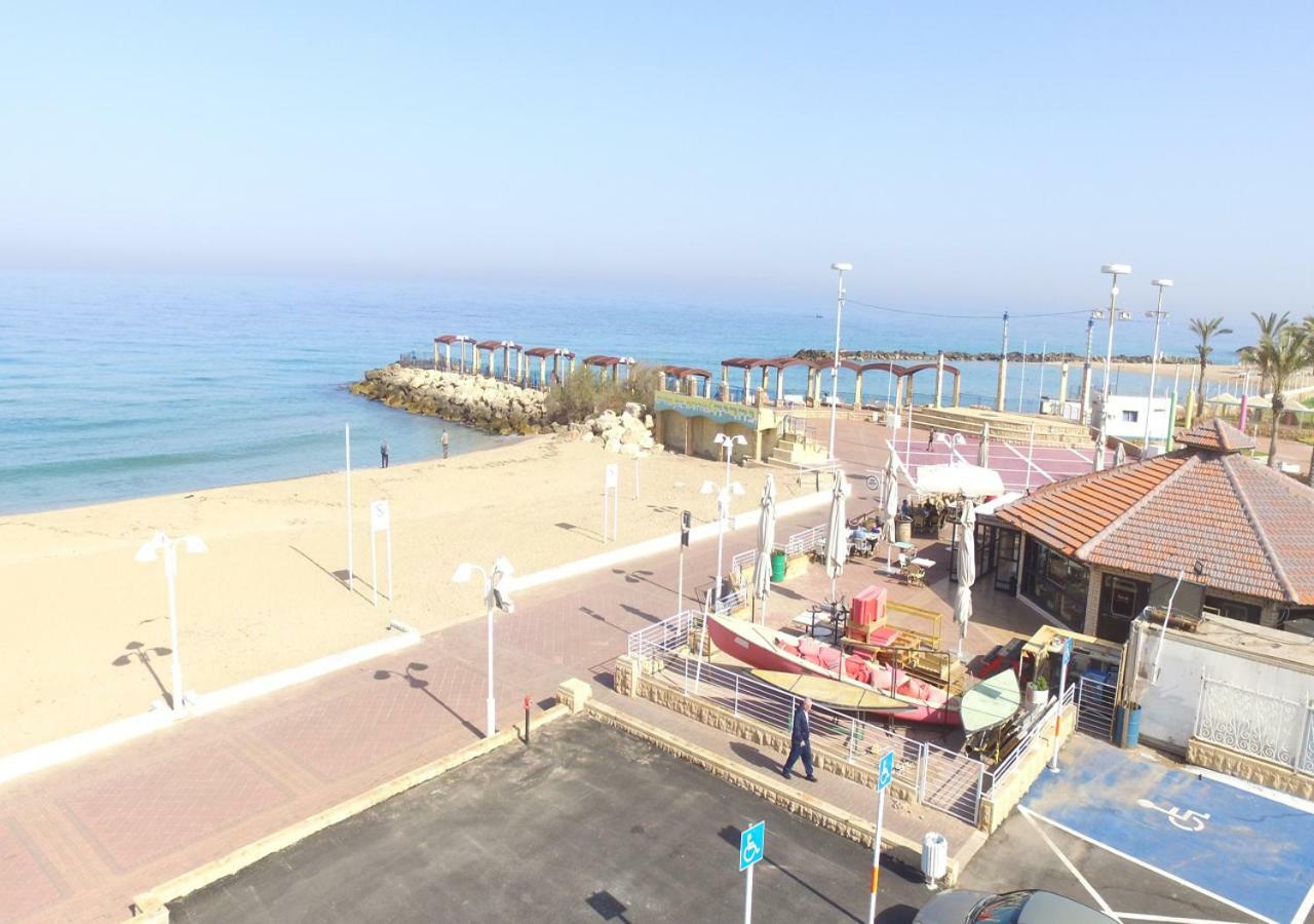 Апартаменти Ha-Aliya Sea View Нагарія Екстер'єр фото